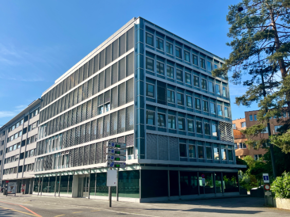Bürogebäude der EAK an der Schwarztorstrasse 59 in 3003 Bern